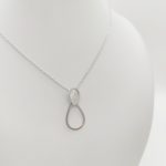 Ezüst modern nyaklánc