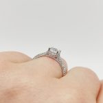 Rossonella arany eljegyzési gyűrű