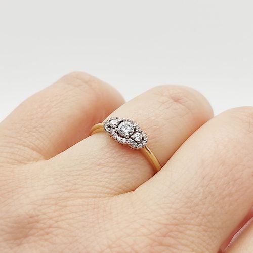 Zandora arany eljegyzési gyűrű