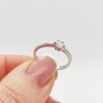 Imola arany eljegyzési gyűrű