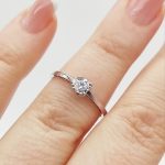 Azzurra arany eljegyzési gyűrű