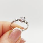 Azzurra arany eljegyzési gyűrű