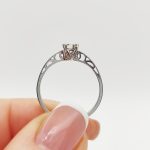 Azzurra arany eljegyzési gyűrű