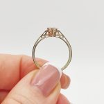 Pirletta arany eljegyzési gyűrű