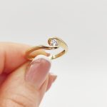 Serenata arany eljegyzési gyűrű