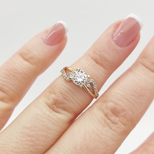 Savina arany eljegyzési gyűrű