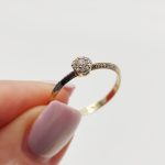 Saturna arany eljegyzési gyűrű